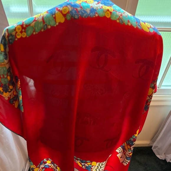 Cartier Scarf. 100% Silk. Jewel (gemstone) motif. Hand rolled. Made in Italy. - Picture 2 of 16